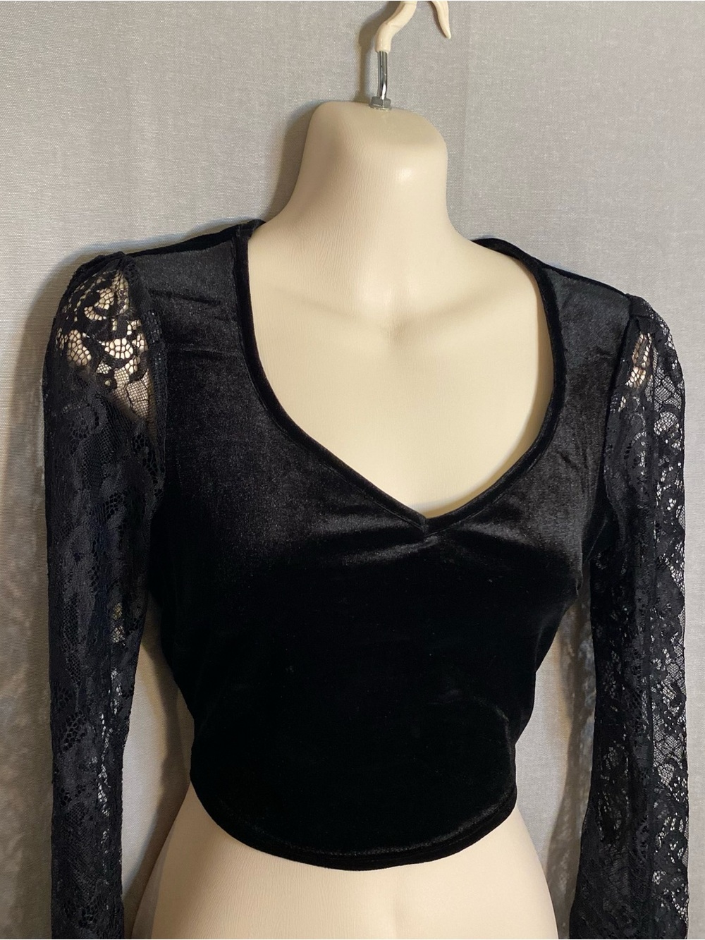 Black Velvet Crop Top with Lace Sleeves